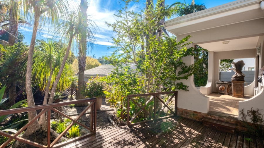 5 Bedroom Property for Sale in Denver Park Western Cape